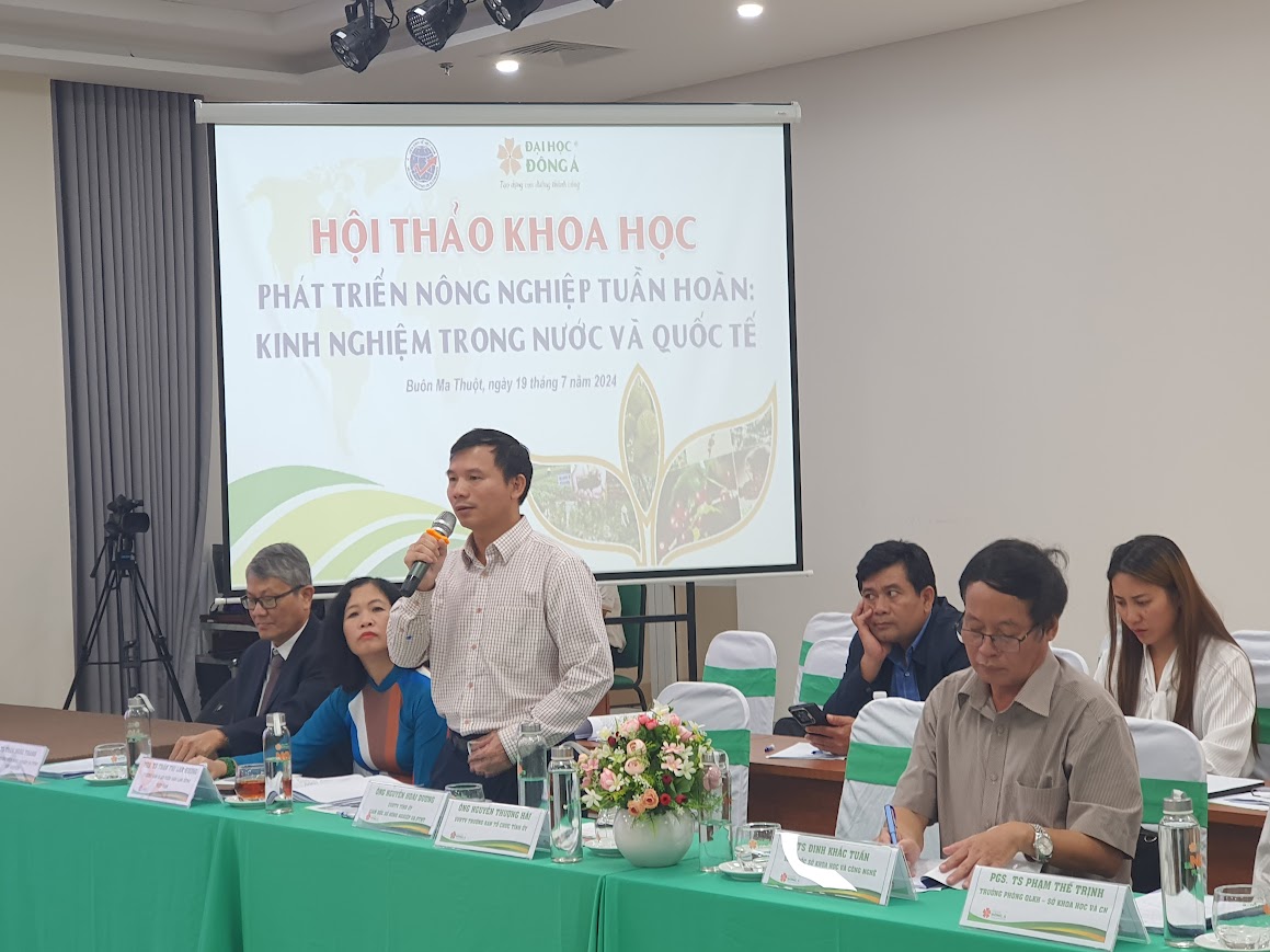 Ông Nguyễn Khắc Hiển, Chi cục Trưởng Chi cục Trồng trọt và Bảo vệ thực vật tỉnh Đắk Lắk phát biểu tại Hội thảo